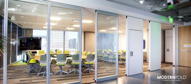 modernfold-clear-partion-wall modernfold-clear-partion-wall
